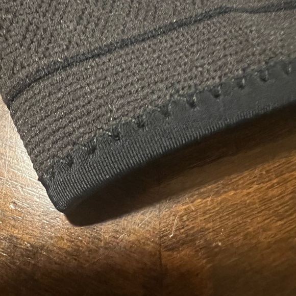 CAMBIVO Black Compression Sleeve  Knee Brace - Picture 5 of 11